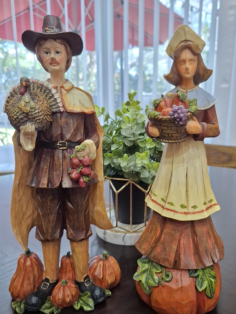 Thanksgiving Pilgrim Figurine Set - Harvest Fall Decor (Pair)